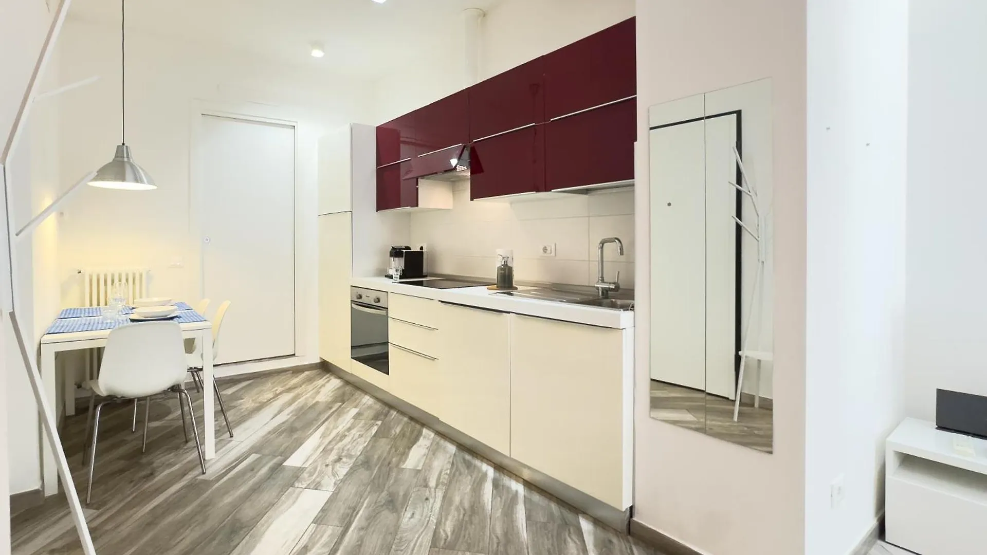 Realkasa Torleone Studio Bolonia 0*,